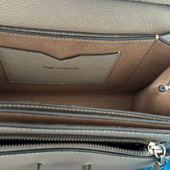 Time’s Arrow chooses most exquisite skins to create your bag. Hand pic leather - Picture 6 of 8